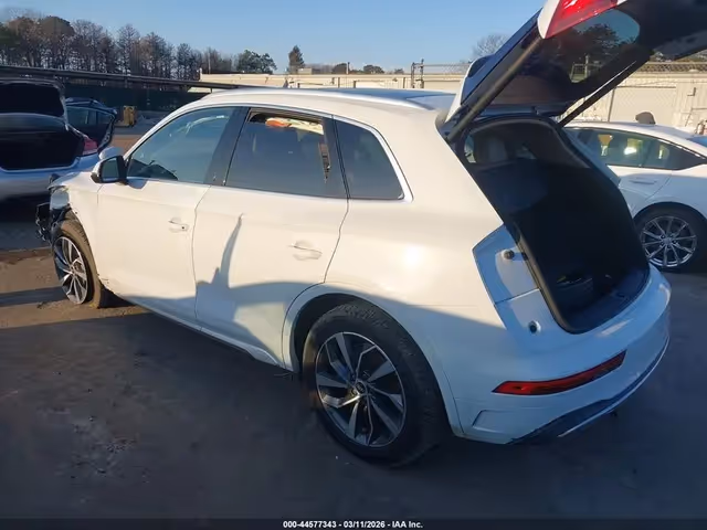 Audi Q5 - фото 5