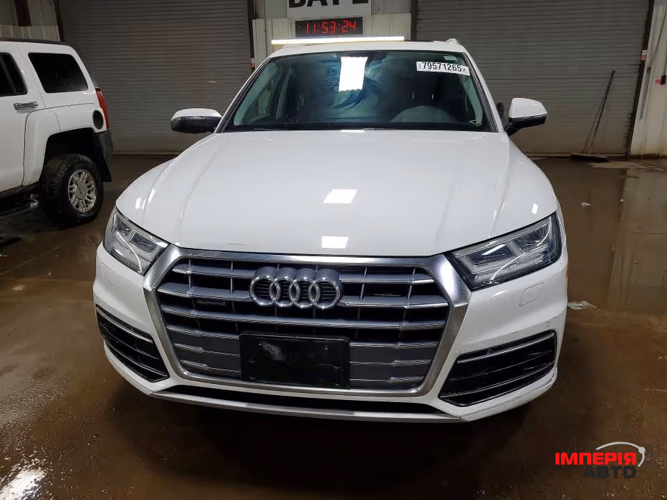 Audi Q5 - фото 2