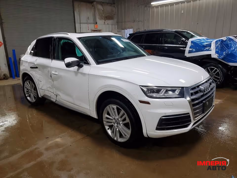 Audi Q5 - фото 3