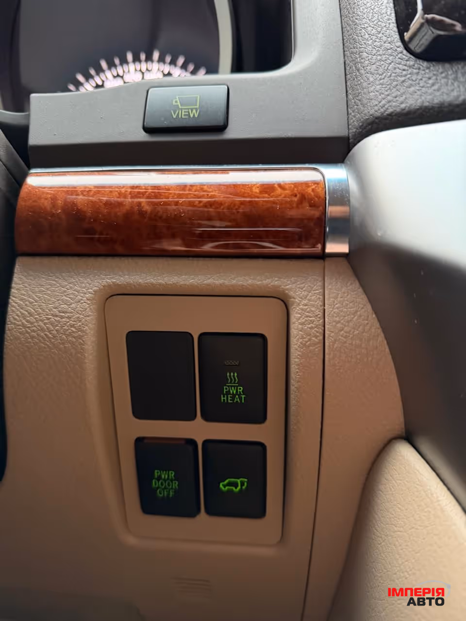 Toyota Land Cruiser - фото 13
