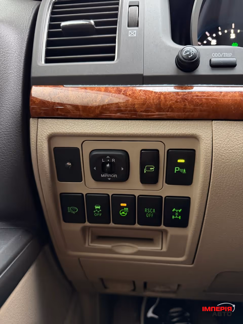 Toyota Land Cruiser - фото 12