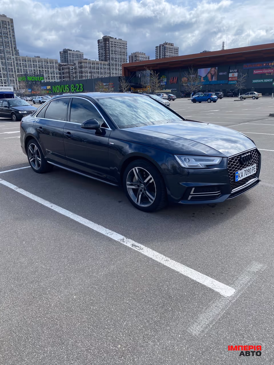 Audi A4 - фото 2
