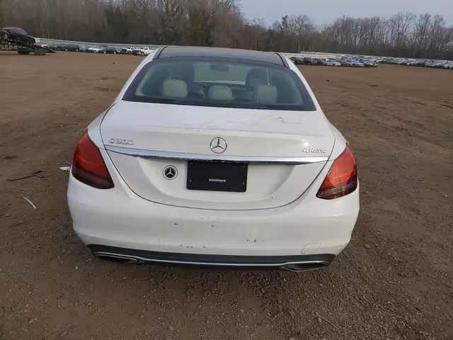 Mercedes-Benz C-Класс - фото 5