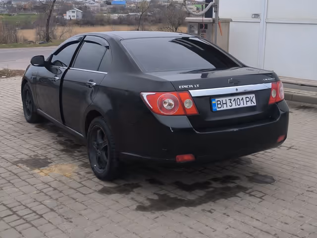 Chevrolet Epica - фото 3