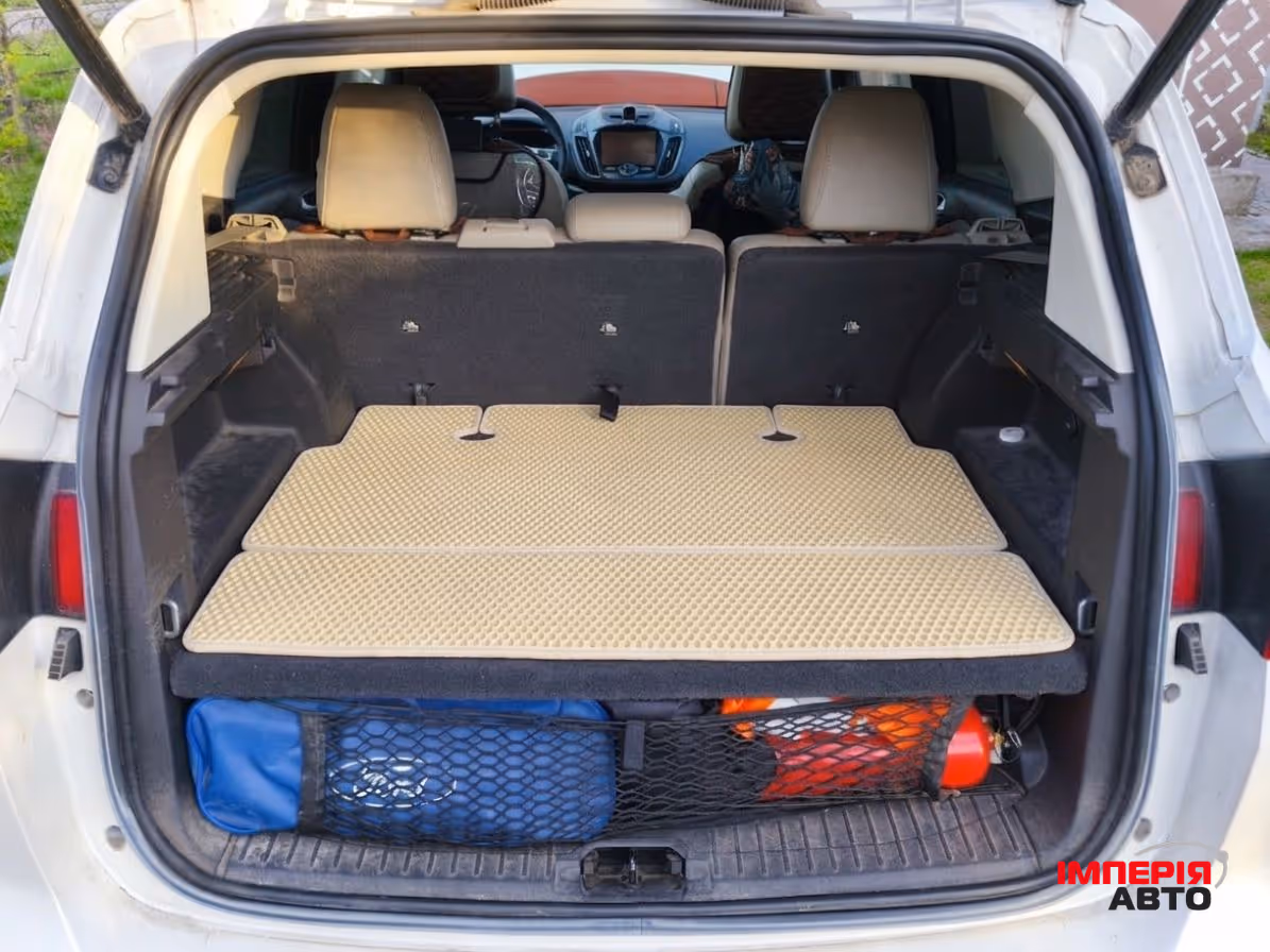 Ford C-MAX - фото 10