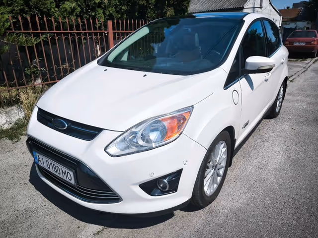 Ford C-MAX - фото 1