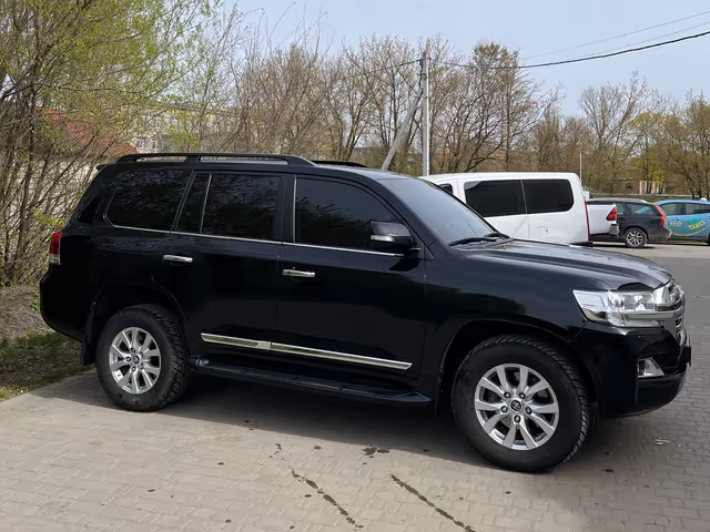 Toyota Land Cruiser - фото 4