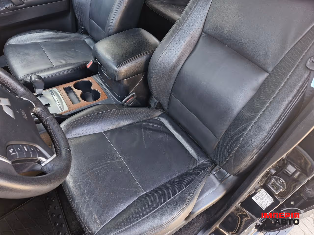 Mitsubishi Pajero - фото 13