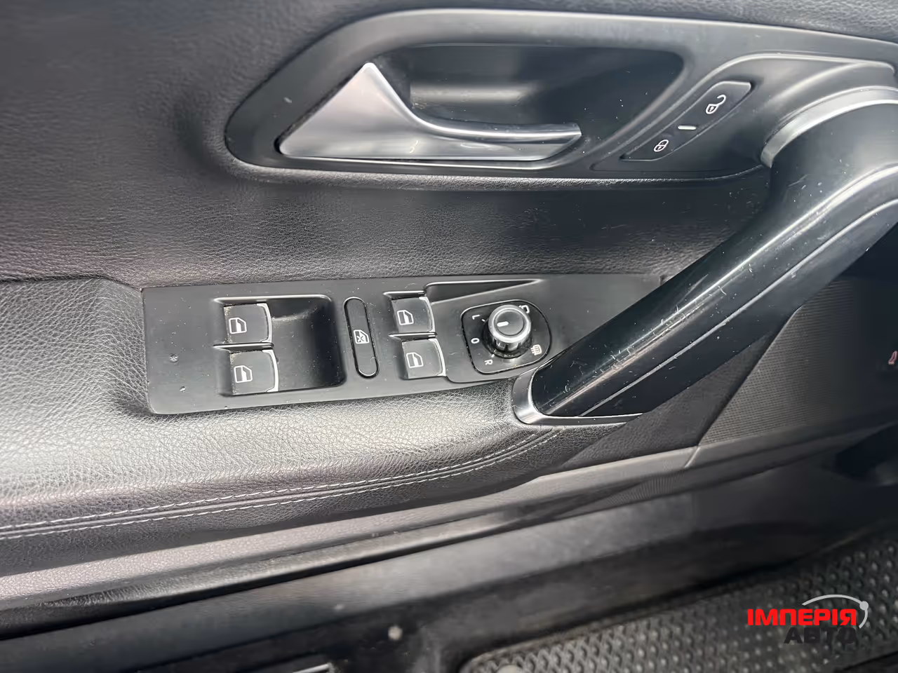 Volkswagen Passat CC - фото 30