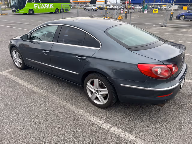 Volkswagen Passat CC - фото 5