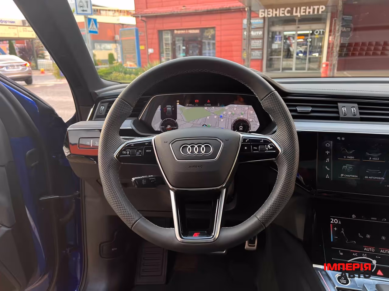 Audi Q8 e-tron - фото 53