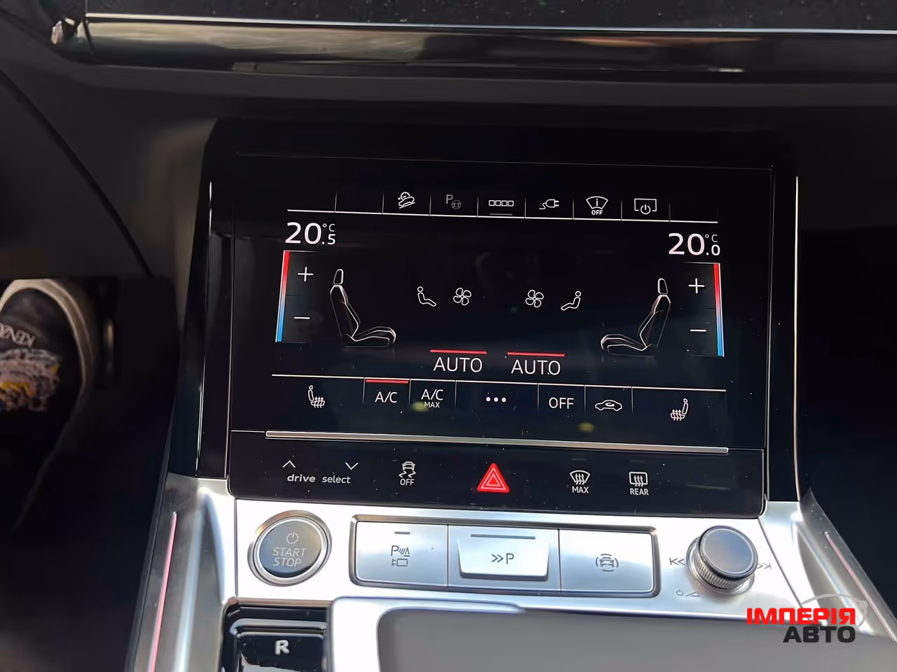 Audi Q8 e-tron - фото 42