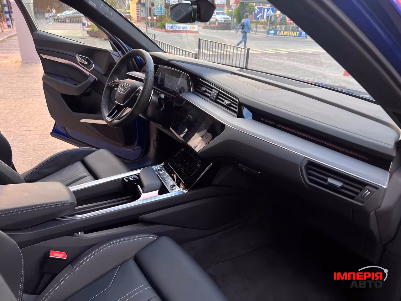 Audi Q8 e-tron - фото 58