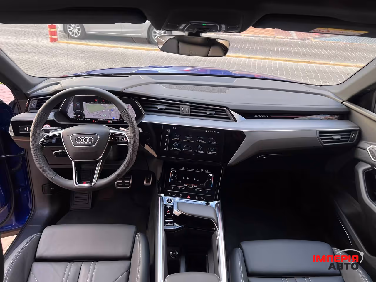 Audi Q8 e-tron - фото 51