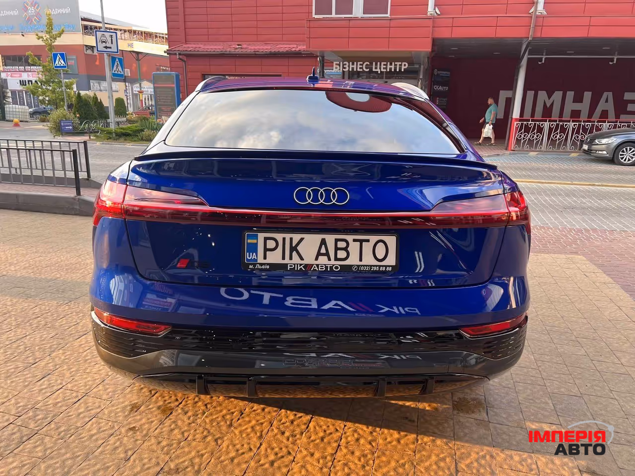 Audi Q8 e-tron - фото 9
