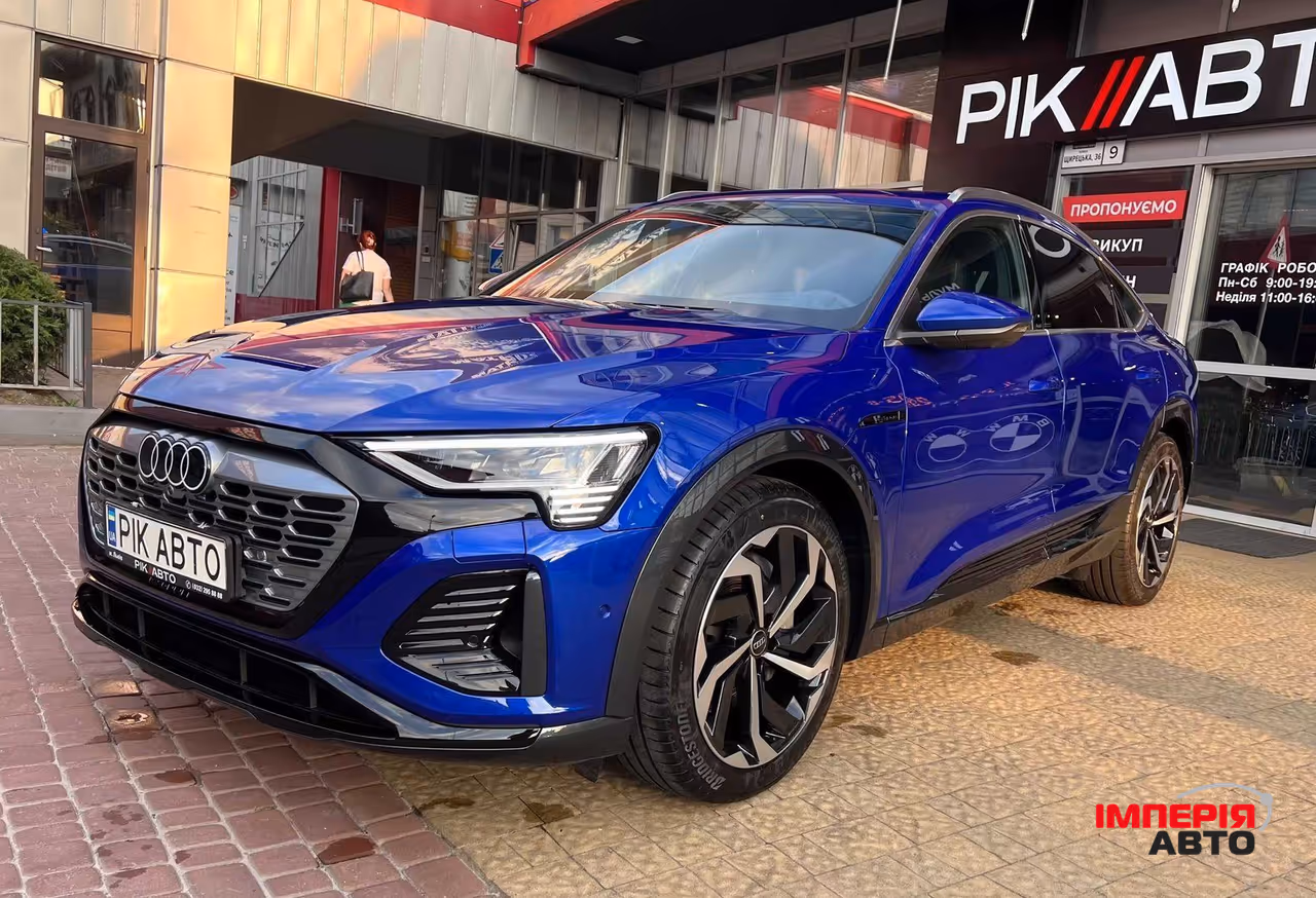 Audi Q8 e-tron - фото 2