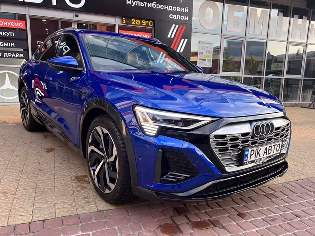 Audi Q8 e-tron - фото 4