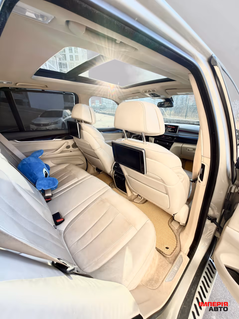 BMW X5 - фото 10