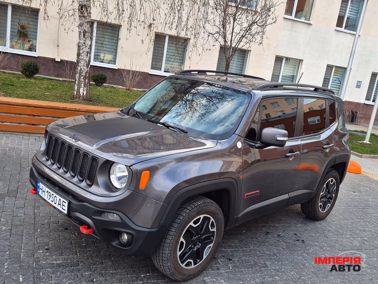 Jeep Renegade - фото 2