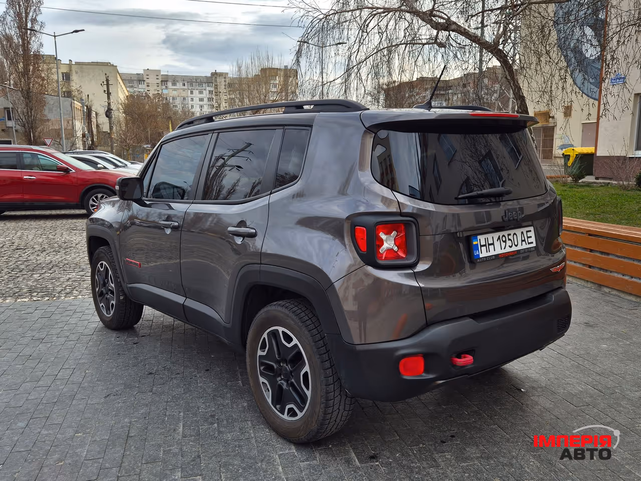 Jeep Renegade - фото 7