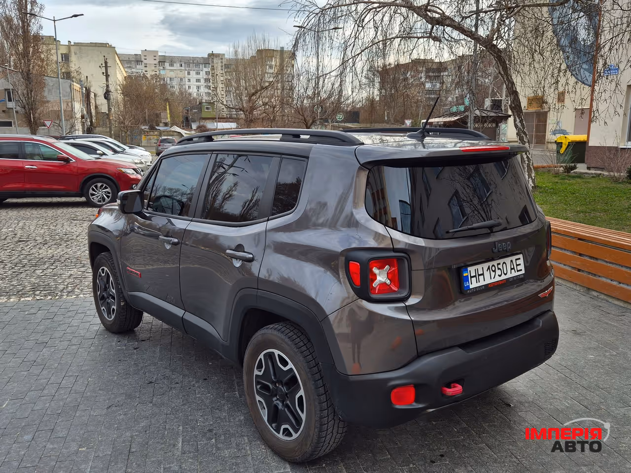 Jeep Renegade - фото 6