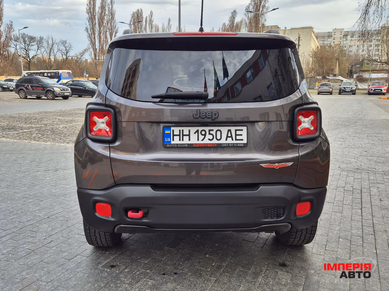 Jeep Renegade - фото 5