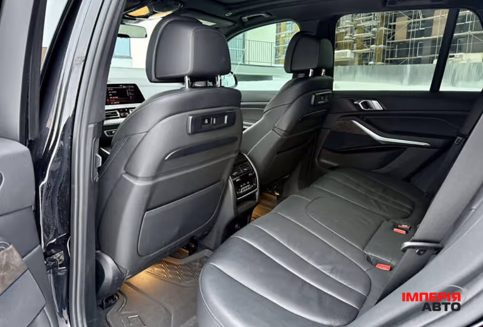 BMW X5 - фото 11