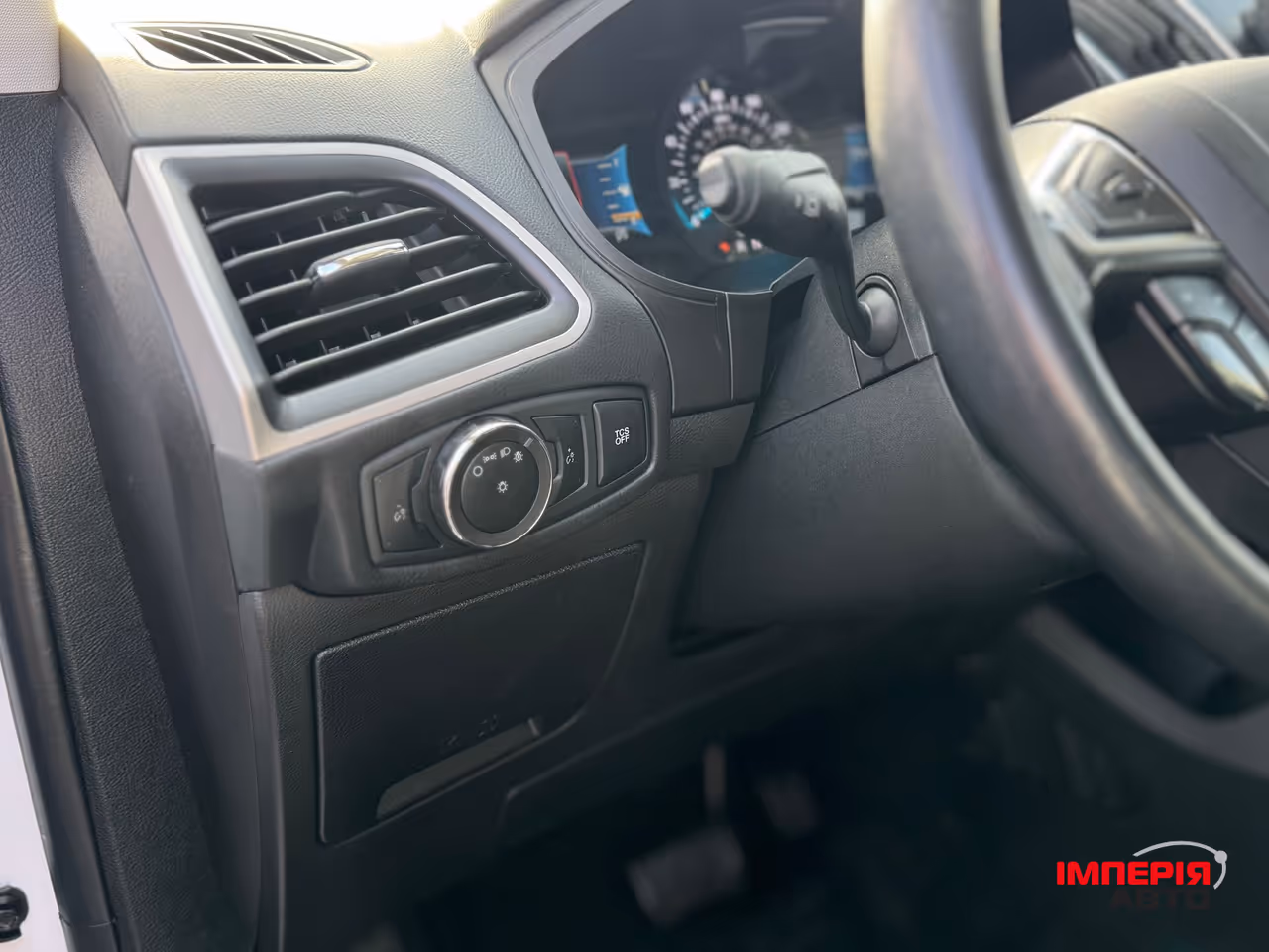 Ford Edge - фото 12