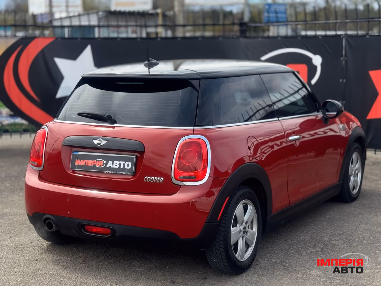 Mini Hatch - фото 4