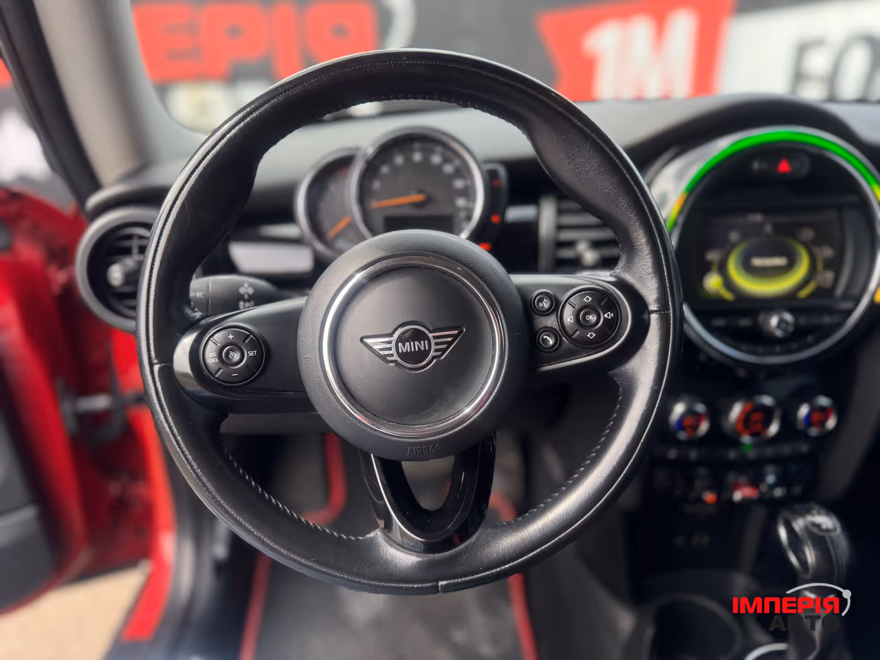 Mini Hatch - фото 10