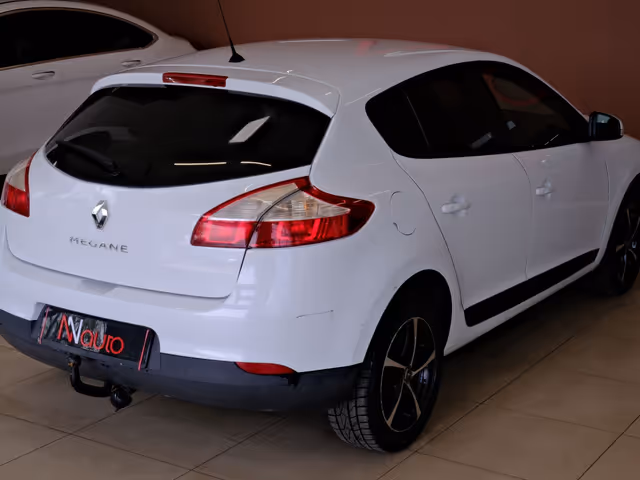Renault Megane - фото 5