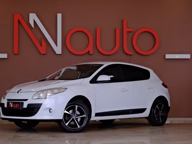 Renault Megane - фото 1