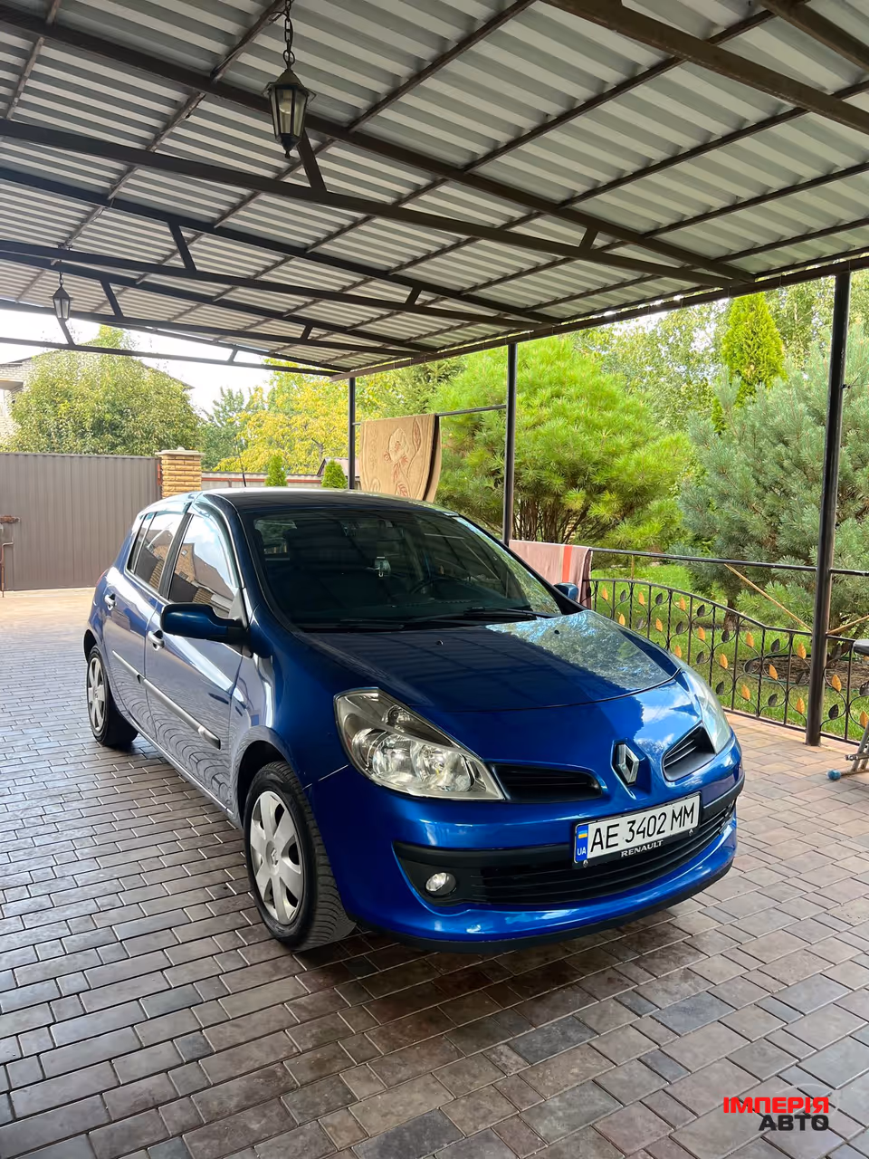 Renault Clio - фото 1