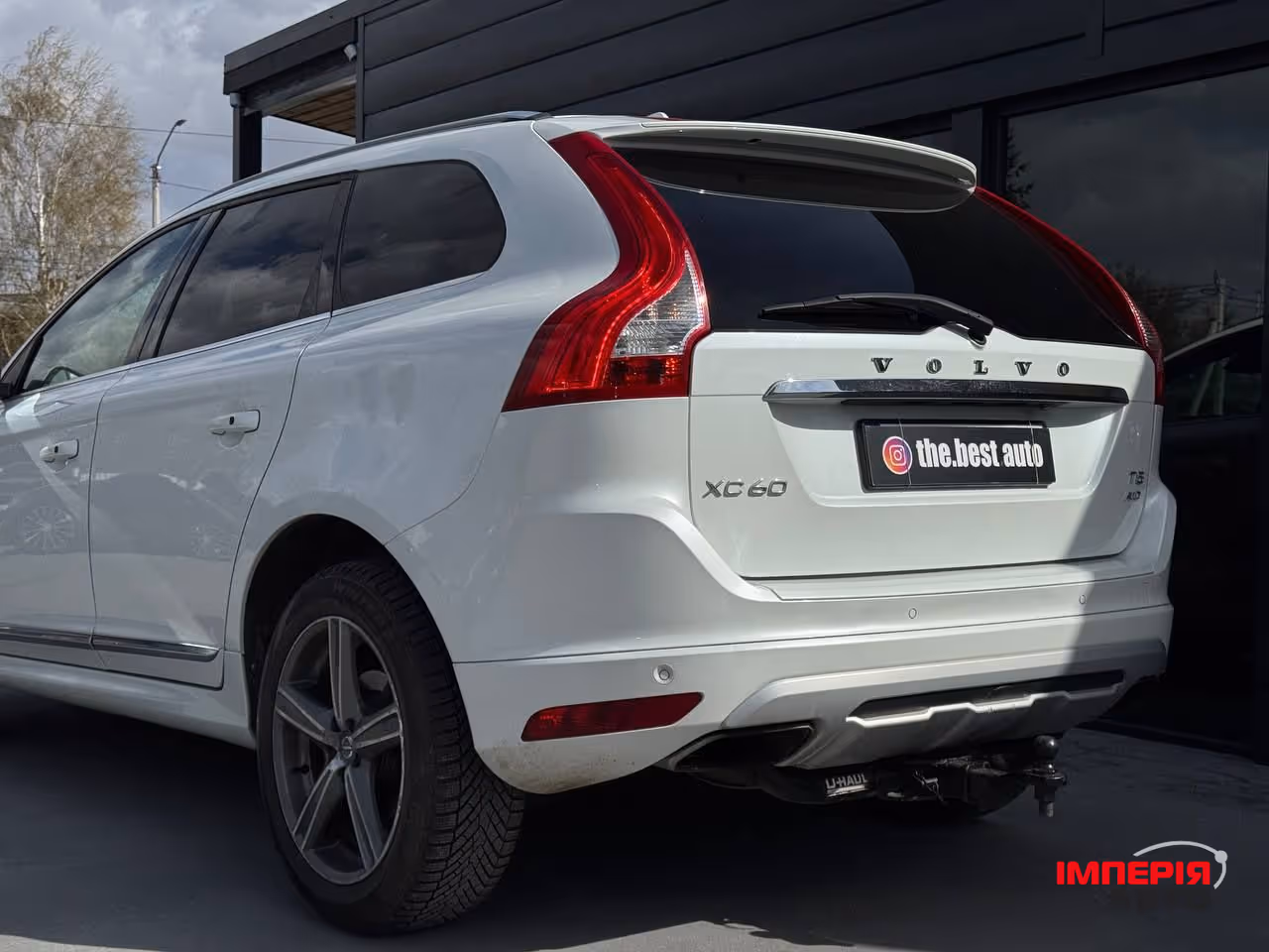 Volvo XC60 - фото 25