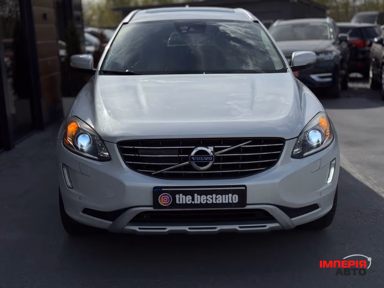 Volvo XC60 - фото 13