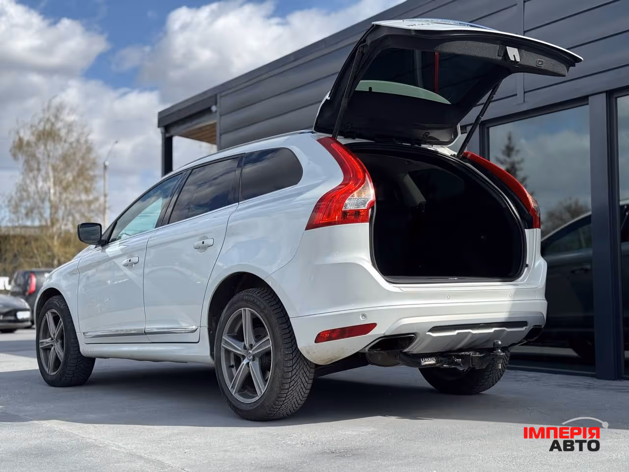 Volvo XC60 - фото 30