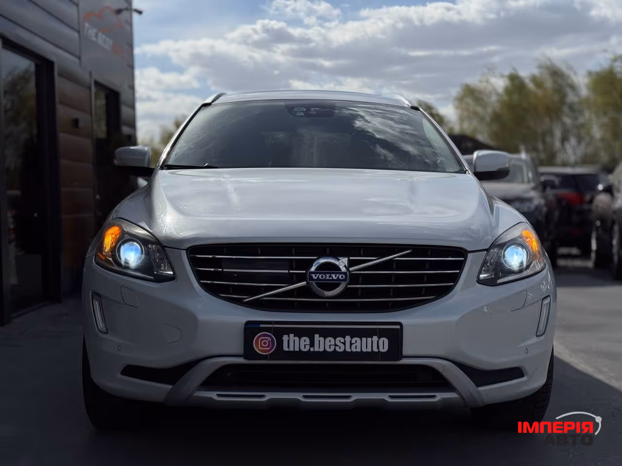 Volvo XC60 - фото 14