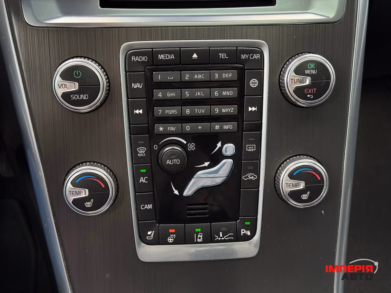 Volvo XC60 - фото 54