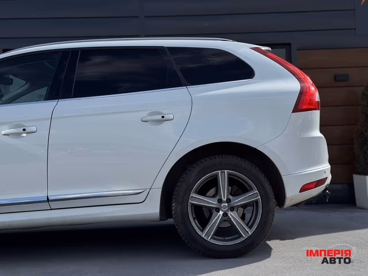 Volvo XC60 - фото 20
