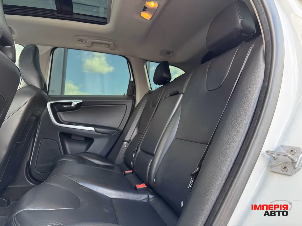 Volvo XC60 - фото 62