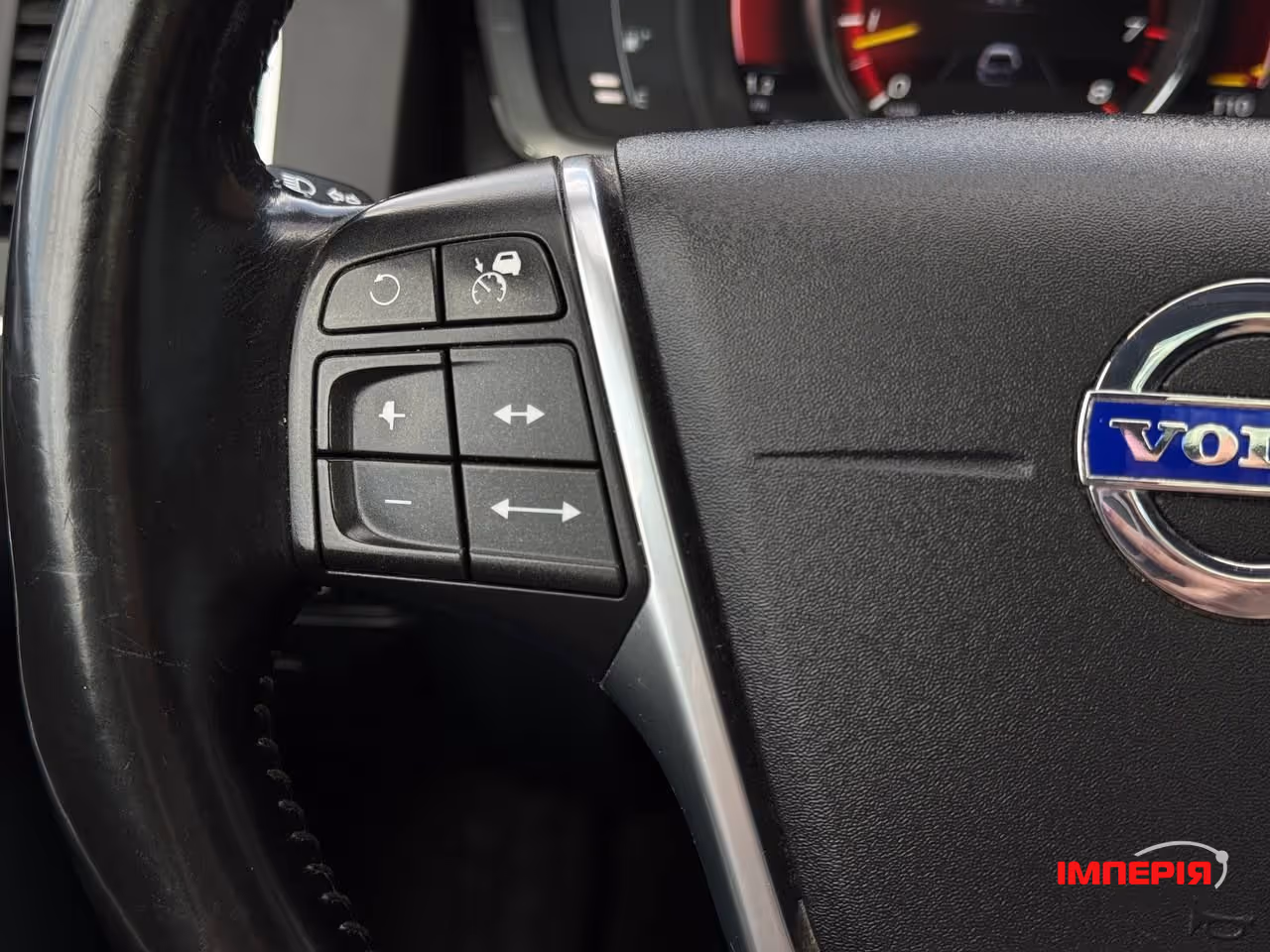 Volvo XC60 - фото 51