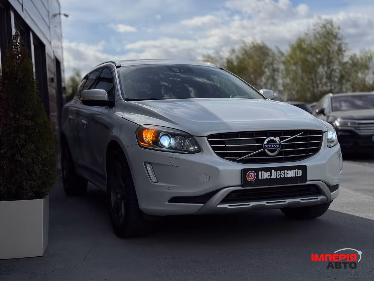 Volvo XC60 - фото 7