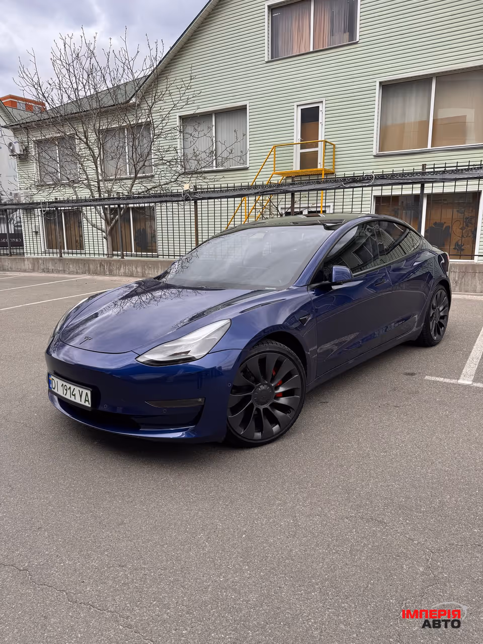 Tesla Model 3 - фото 13