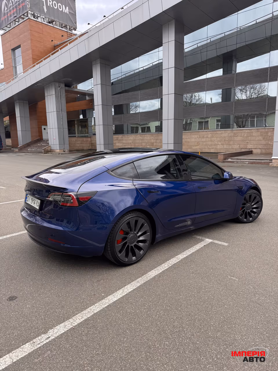 Tesla Model 3 - фото 16