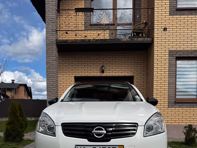 Nissan Qashqai+2 - фото 1