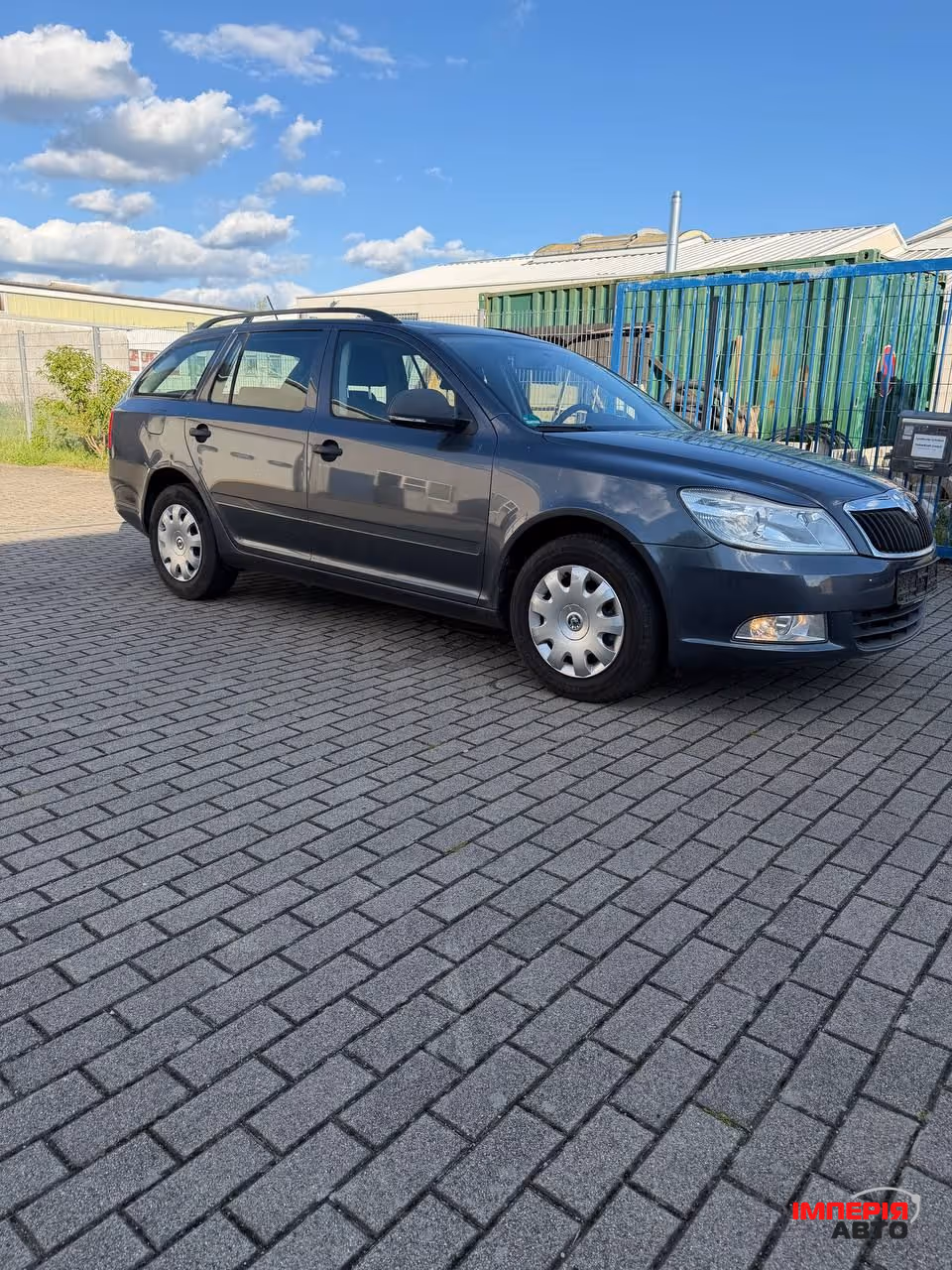 Skoda Octavia - фото 3