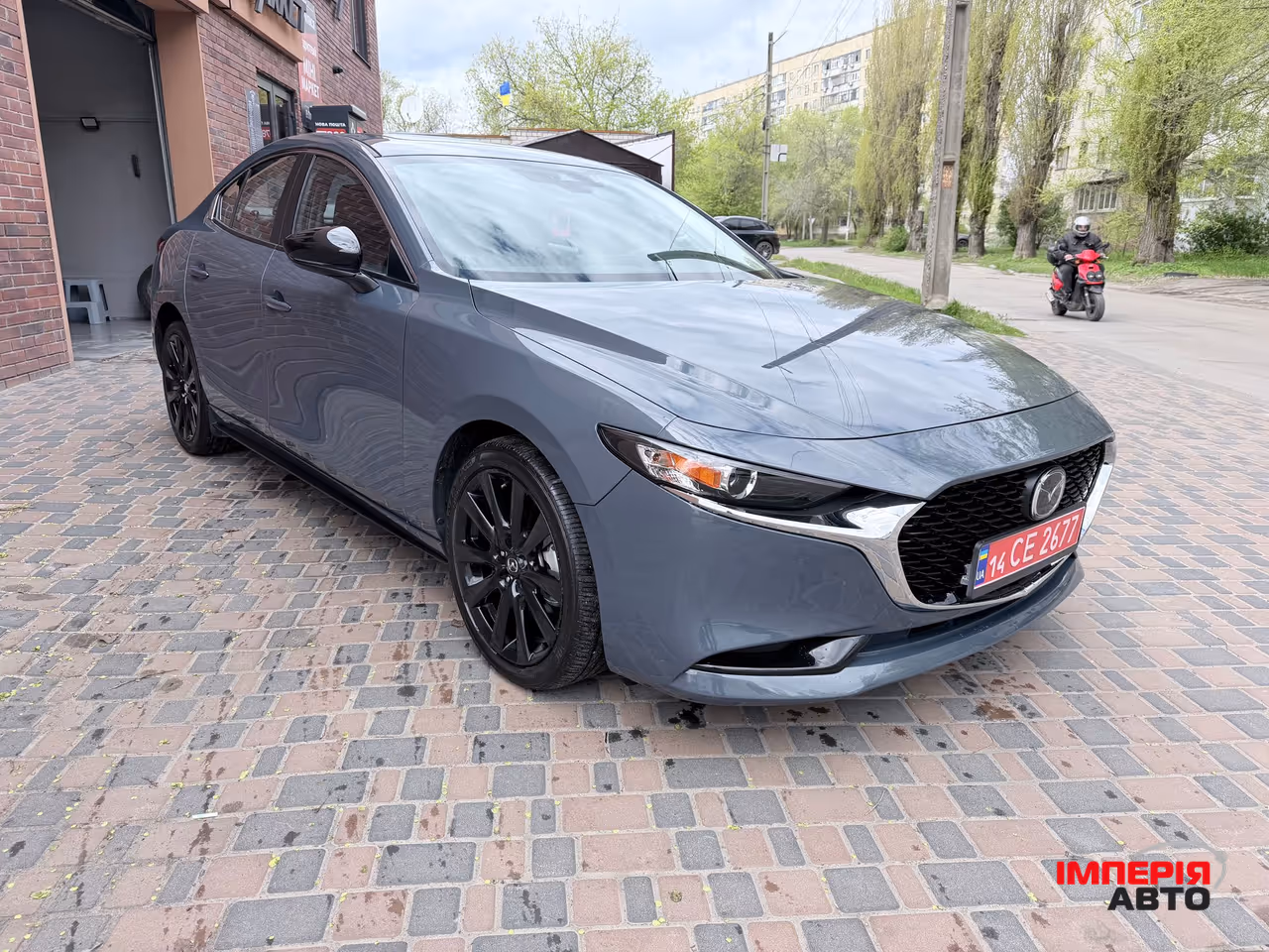 Mazda 3 - фото 4