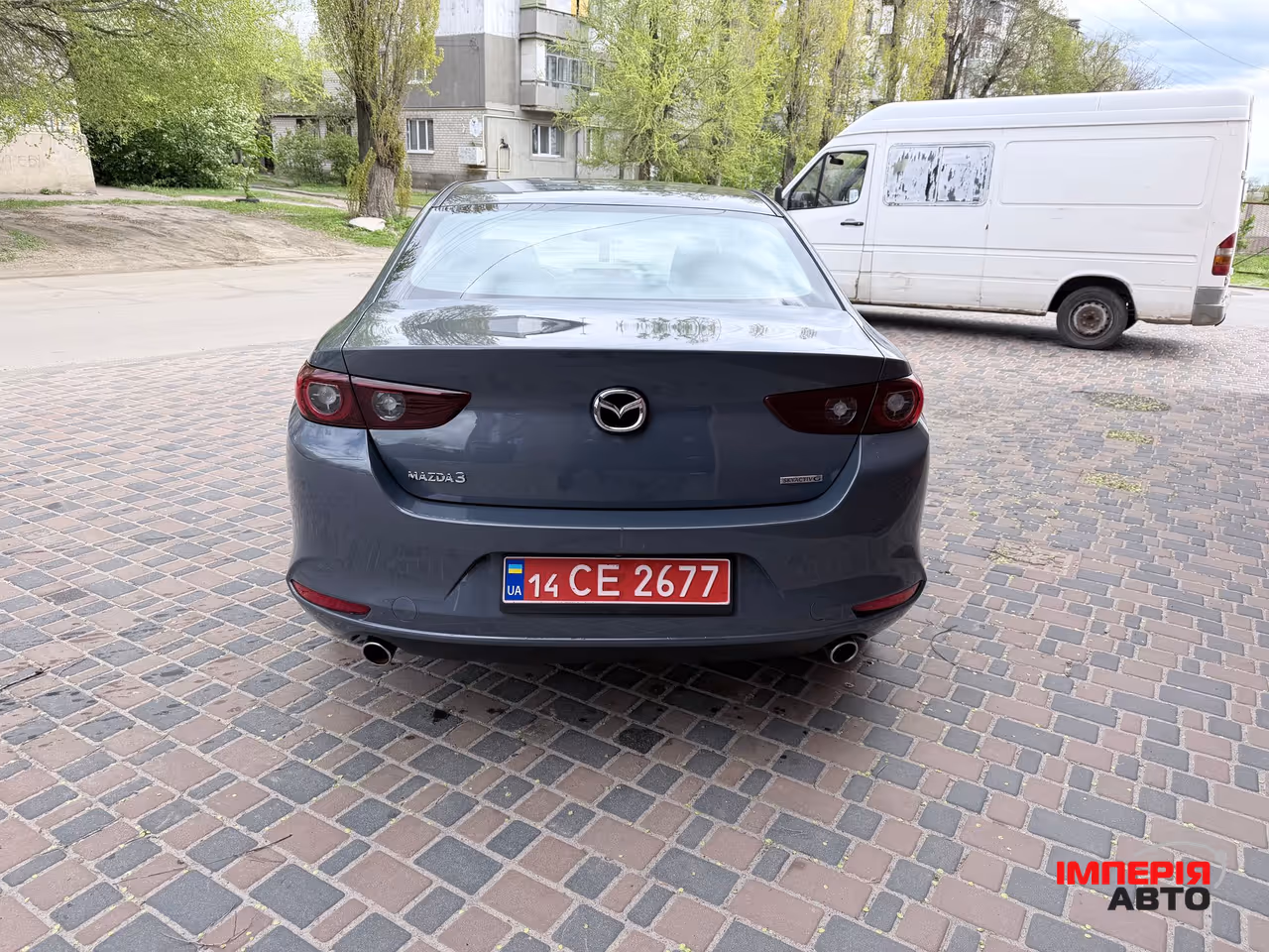 Mazda 3 - фото 8