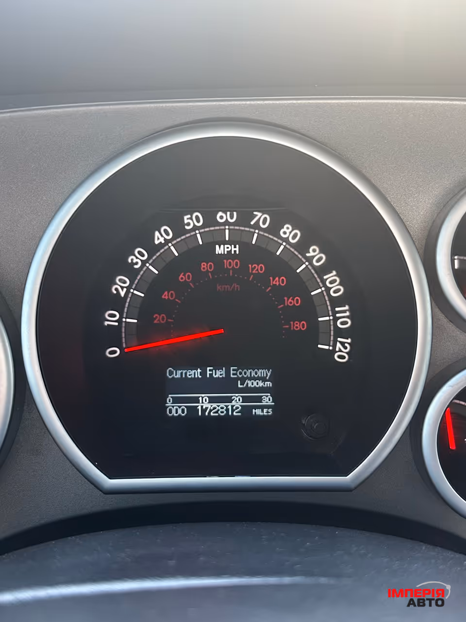 Toyota Sequoia - фото 5