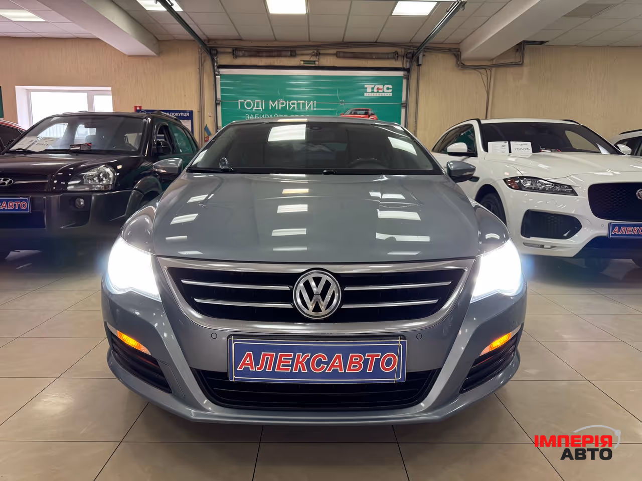 Volkswagen Passat CC - фото 2
